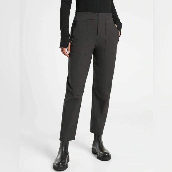 Athleta‎ Black Wander Hybrid Straight Leg Pants Sz 4 - Picture 1 of 7